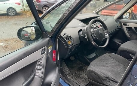 Citroen C4 Picasso II рестайлинг, 2010 год, 290 000 рублей, 9 фотография