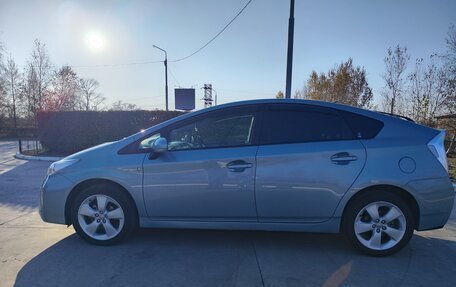 Toyota Prius, 2013 год, 1 050 000 рублей, 8 фотография