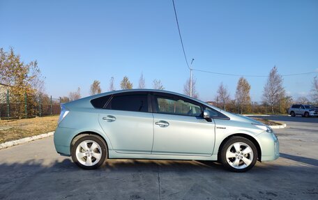 Toyota Prius, 2013 год, 1 050 000 рублей, 9 фотография