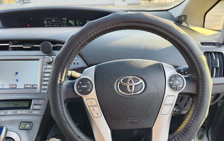 Toyota Prius, 2013 год, 1 050 000 рублей, 17 фотография