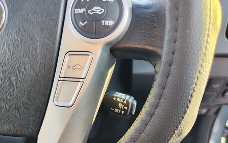 Toyota Prius, 2013 год, 1 050 000 рублей, 19 фотография