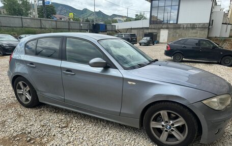 BMW 1 серия, 2005 год, 550 000 рублей, 3 фотография