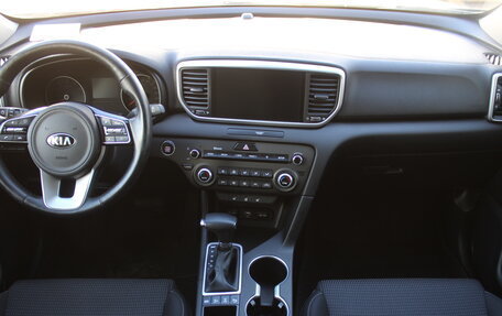 KIA Sportage IV рестайлинг, 2021 год, 2 565 000 рублей, 9 фотография