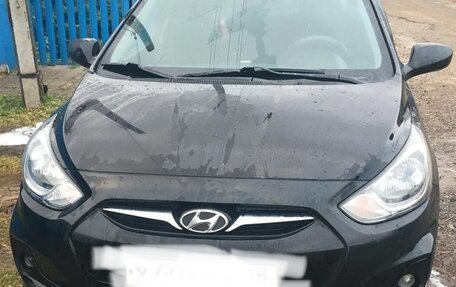 Hyundai Solaris II рестайлинг, 2014 год, 860 000 рублей, 1 фотография