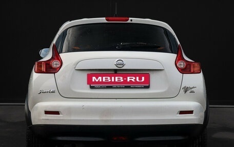 Nissan Juke II, 2013 год, 989 000 рублей, 8 фотография