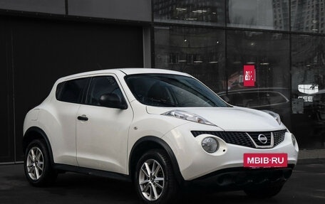 Nissan Juke II, 2013 год, 989 000 рублей, 5 фотография