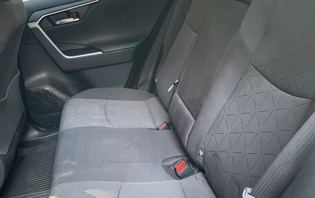 Toyota RAV4, 2021 год, 3 380 000 рублей, 18 фотография