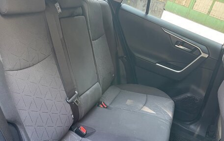 Toyota RAV4, 2021 год, 3 380 000 рублей, 19 фотография