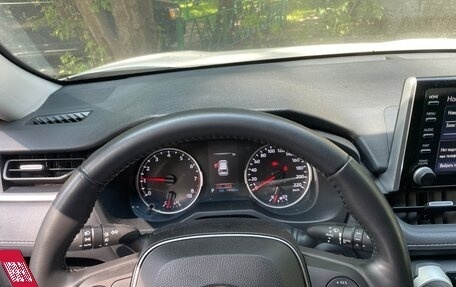 Toyota RAV4, 2021 год, 3 380 000 рублей, 13 фотография