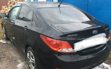 Hyundai Solaris II рестайлинг, 2014 год, 860 000 рублей, 4 фотография