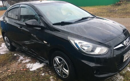 Hyundai Solaris II рестайлинг, 2014 год, 860 000 рублей, 3 фотография