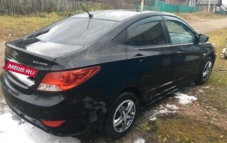 Hyundai Solaris II рестайлинг, 2014 год, 860 000 рублей, 5 фотография