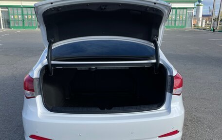 Hyundai i40 I рестайлинг, 2014 год, 1 400 000 рублей, 12 фотография