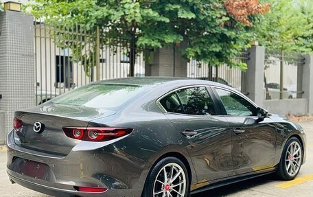 Mazda 3, 2021 год, 1 825 000 рублей, 6 фотография