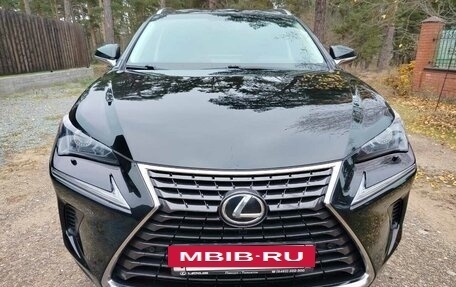 Lexus NX I, 2018 год, 3 500 000 рублей, 5 фотография