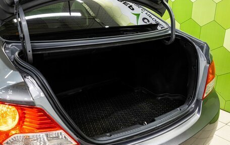 Hyundai Solaris II рестайлинг, 2011 год, 750 000 рублей, 23 фотография