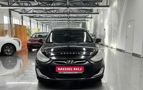 Hyundai Solaris II рестайлинг, 2012 год, 630 000 рублей, 3 фотография