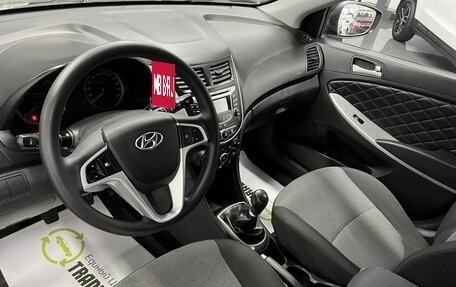 Hyundai Solaris II рестайлинг, 2012 год, 630 000 рублей, 9 фотография