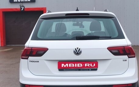 Volkswagen Tiguan II, 2018 год, 1 900 000 рублей, 5 фотография