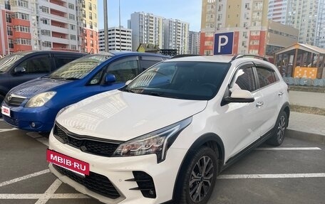 KIA Rio IV, 2021 год, 1 990 000 рублей, 2 фотография