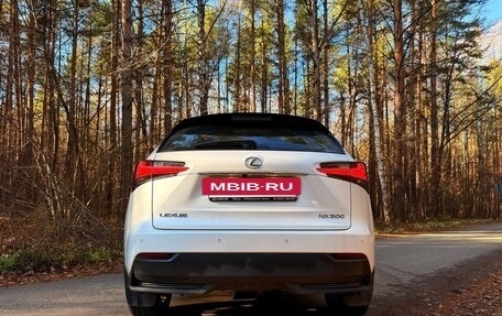 Lexus NX I, 2017 год, 2 600 000 рублей, 3 фотография