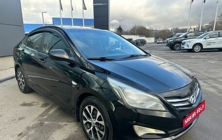 Hyundai Solaris II рестайлинг, 2015 год, 899 000 рублей, 3 фотография