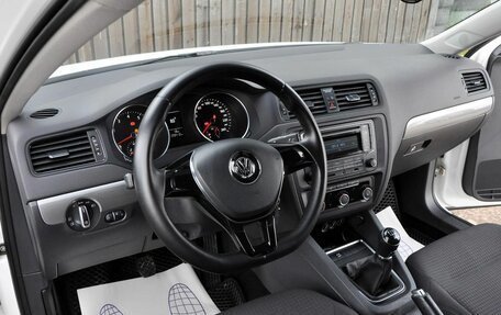 Volkswagen Jetta VI, 2015 год, 1 090 000 рублей, 9 фотография