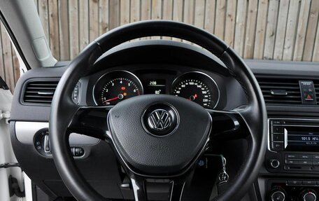 Volkswagen Jetta VI, 2015 год, 1 090 000 рублей, 13 фотография