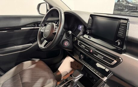 KIA Seltos I, 2022 год, 2 300 000 рублей, 16 фотография