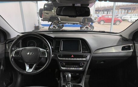 Hyundai Sonata VII, 2018 год, 1 999 000 рублей, 10 фотография