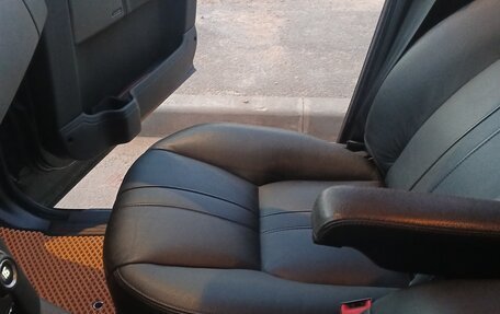 Land Rover Discovery IV, 2010 год, 1 400 000 рублей, 11 фотография