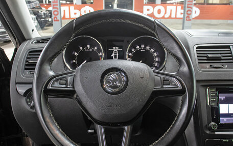 Skoda Yeti I рестайлинг, 2015 год, 1 698 000 рублей, 17 фотография