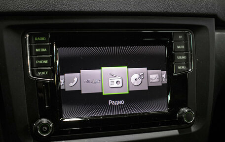 Skoda Yeti I рестайлинг, 2015 год, 1 698 000 рублей, 19 фотография