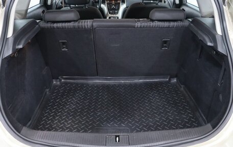 Opel Astra J, 2011 год, 790 000 рублей, 23 фотография