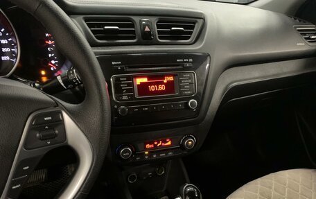 KIA Rio III рестайлинг, 2016 год, 1 110 000 рублей, 26 фотография