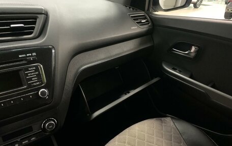 KIA Rio III рестайлинг, 2016 год, 1 110 000 рублей, 34 фотография