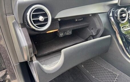 Mercedes-Benz C-Класс, 2017 год, 1 620 000 рублей, 26 фотография