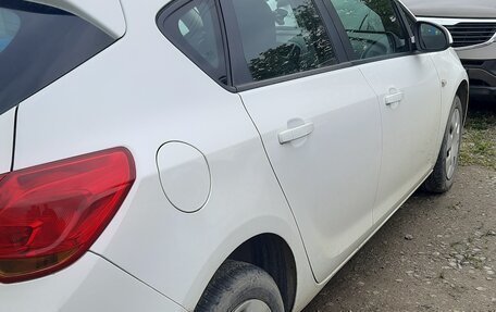 Opel Astra J, 2012 год, 700 000 рублей, 4 фотография