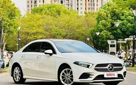 Mercedes-Benz A-Класс, 2021 год, 2 035 732 рублей, 3 фотография