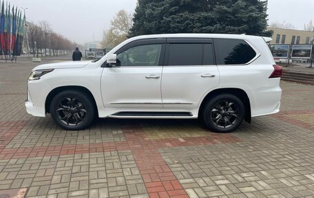 Lexus LX III, 2017 год, 6 100 000 рублей, 3 фотография