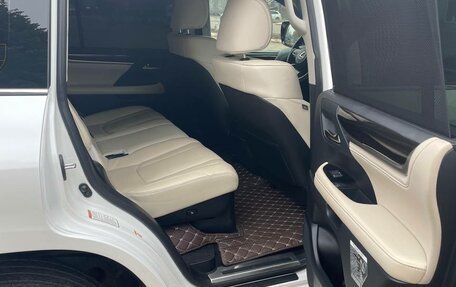 Lexus LX III, 2017 год, 6 100 000 рублей, 12 фотография