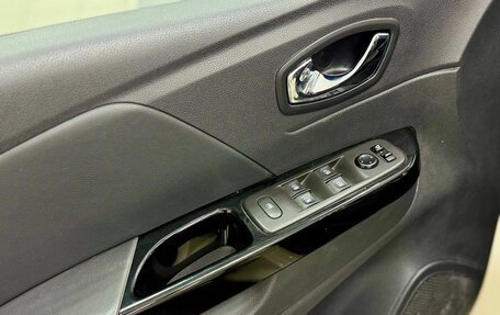 Renault Kaptur I рестайлинг, 2019 год, 1 745 000 рублей, 15 фотография