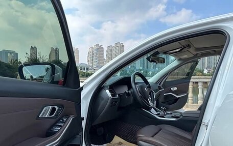 BMW 3 серия, 2021 год, 3 125 000 рублей, 8 фотография