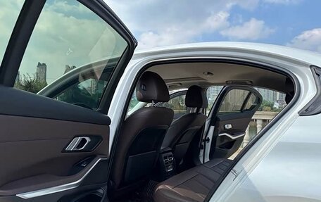 BMW 3 серия, 2021 год, 3 125 000 рублей, 9 фотография