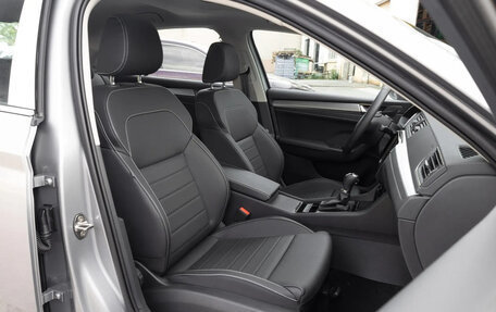 Skoda Superb III рестайлинг, 2025 год, 2 890 000 рублей, 40 фотография