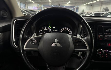 Mitsubishi Outlander III рестайлинг 3, 2013 год, 1 499 000 рублей, 12 фотография