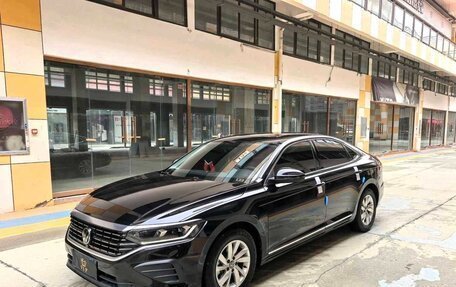 Volkswagen Passat B8 рестайлинг, 2023 год, 2 365 000 рублей, 1 фотография