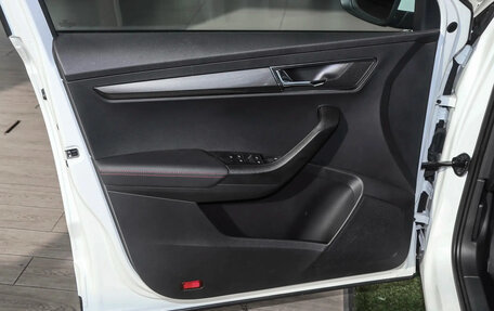 Skoda Karoq I, 2025 год, 3 034 000 рублей, 33 фотография