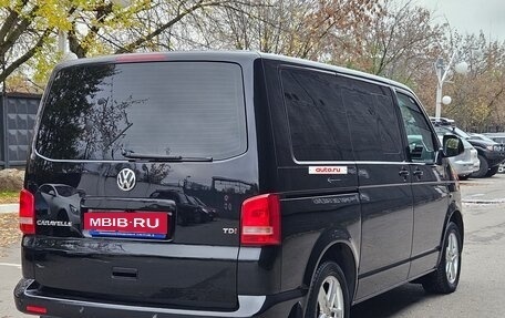 Volkswagen Caravelle T5, 2011 год, 2 120 000 рублей, 4 фотография