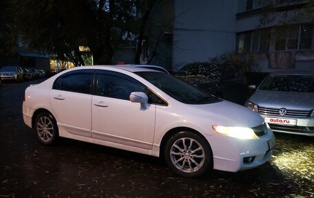 Honda Civic VIII, 2008 год, 900 000 рублей, 3 фотография